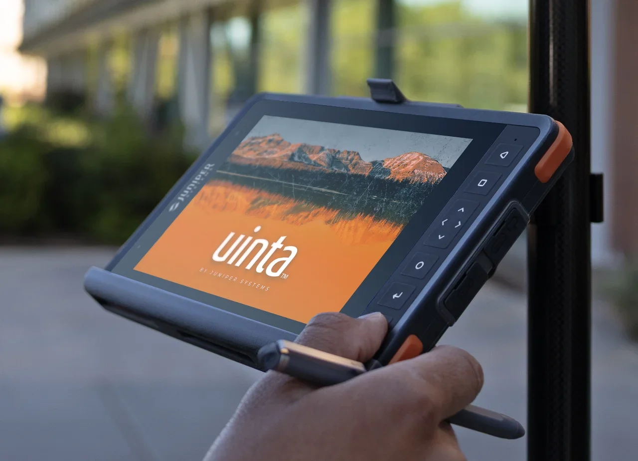 Uinta mapping software running on a rugged Juniper Systems tablet